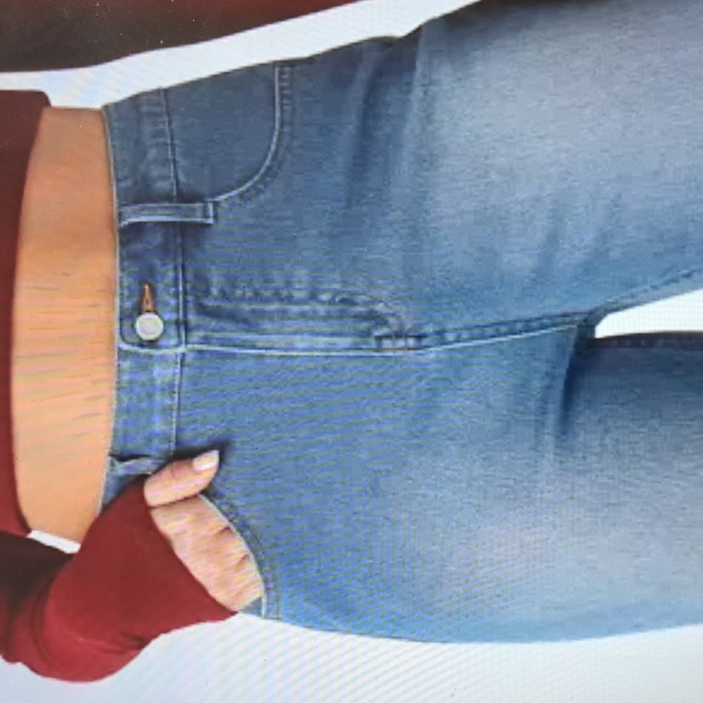 LARGE . HALARA DISTRESSED ROLLED HEM CASUAL WIDE LEG JEANS - Picture 3 of 9